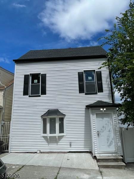 89 Newark Ave - Photo 1