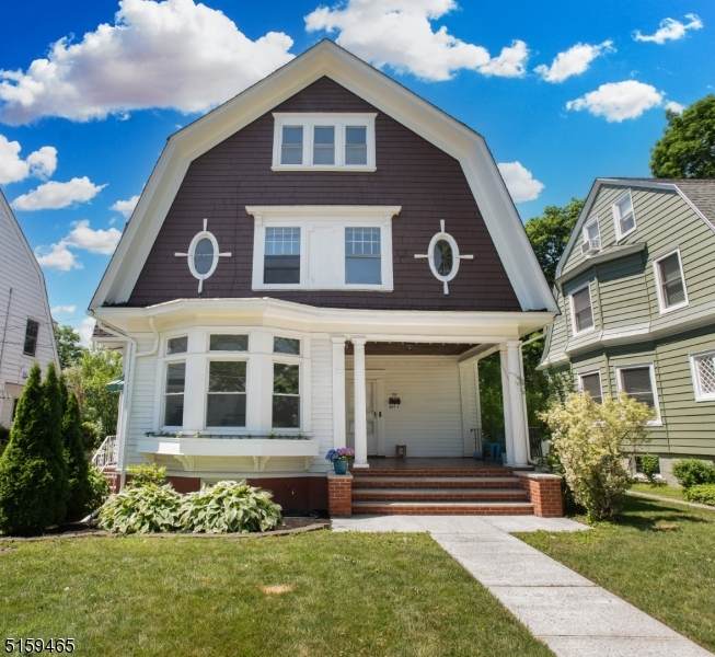 162 Lincoln St - Photo 1