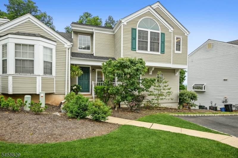 354 Wren Ln - Photo 1
