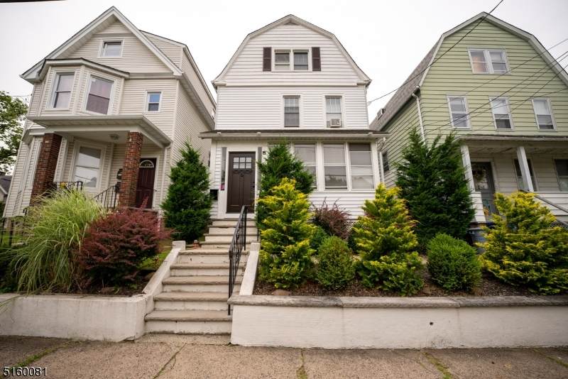 26 Cedar St - Photo 1