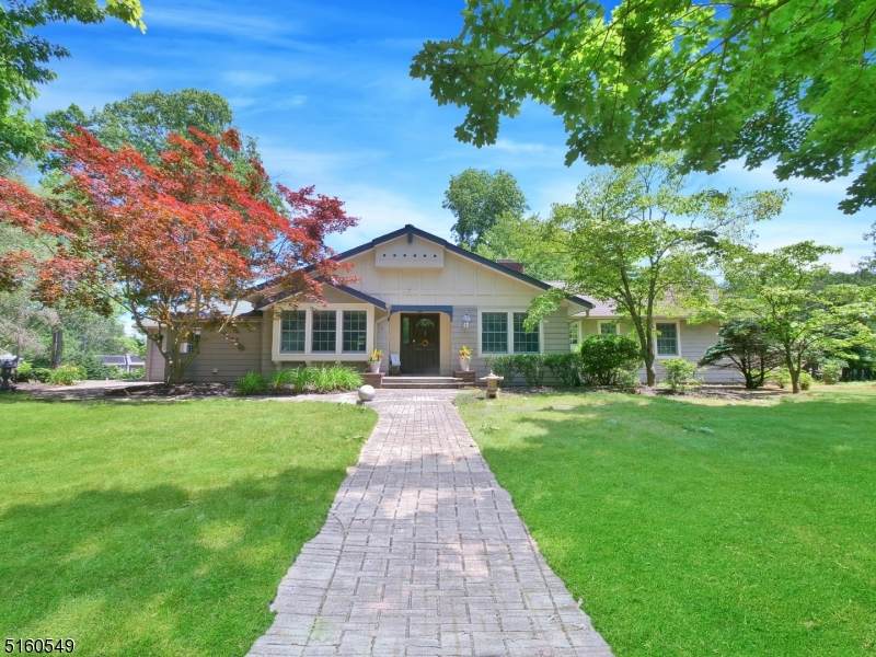 3 Munson Dr - Photo 1