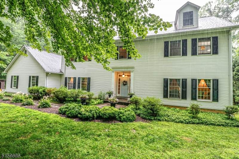 131 Mountain Rd - Photo 1