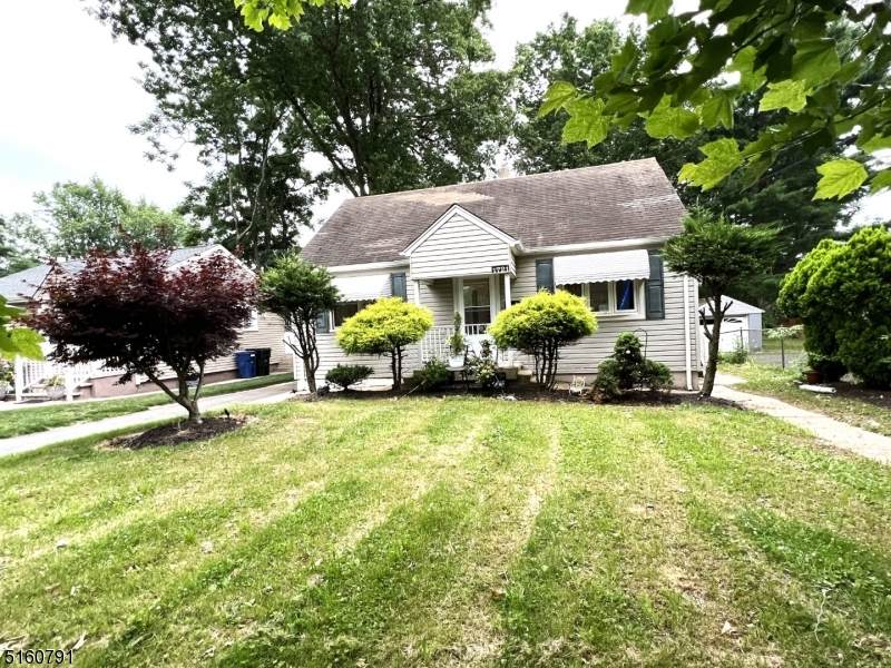 1721 Myrtle Ave - Photo 1