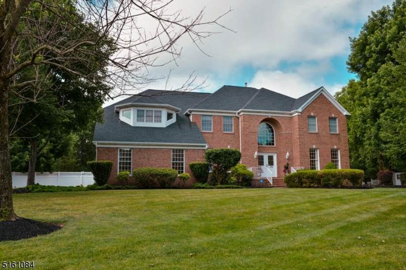173 Berkley Ave - Photo 1