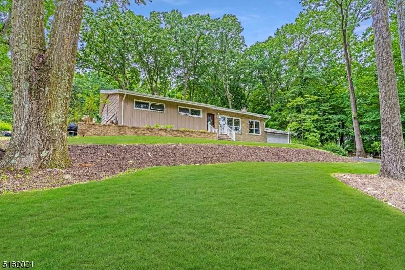 529 Colfax Rd - Photo 1