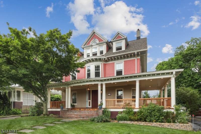 211 Orange Rd - Photo 1