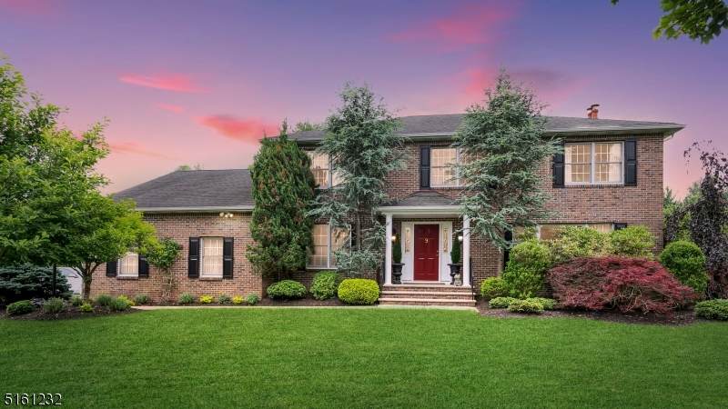 9 Halstead Way - Photo 1