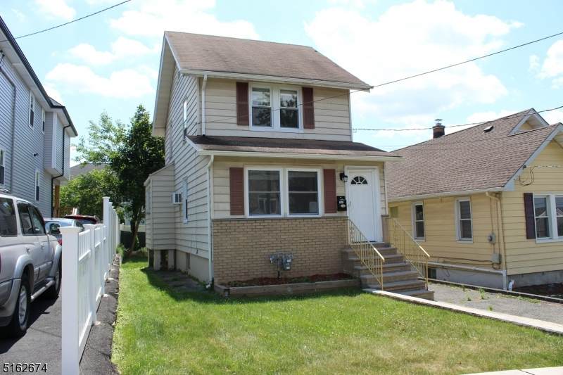 438 Wilson Ave - Photo 1