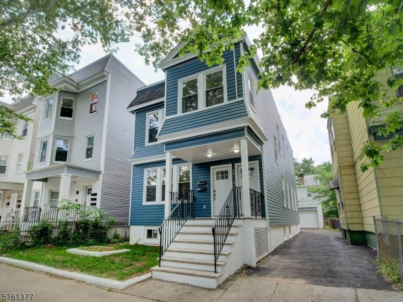 75 S 16Th St - Photo 1