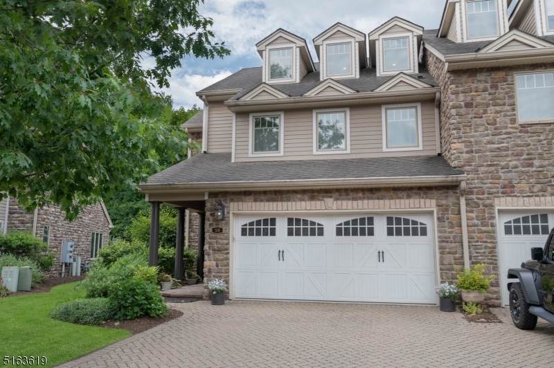 59 Eggers Ct - Photo 1