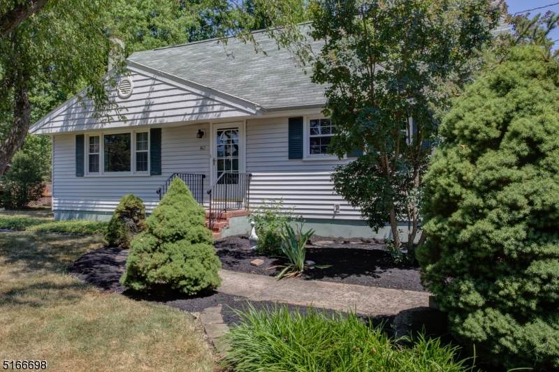 63 Hamilton Rd - Photo 1