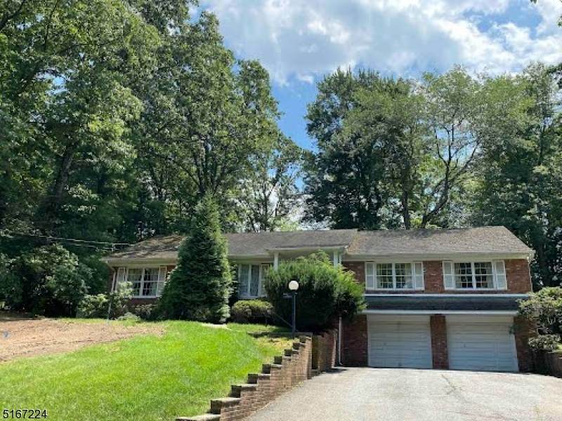 402 Holly Dr - Photo 1