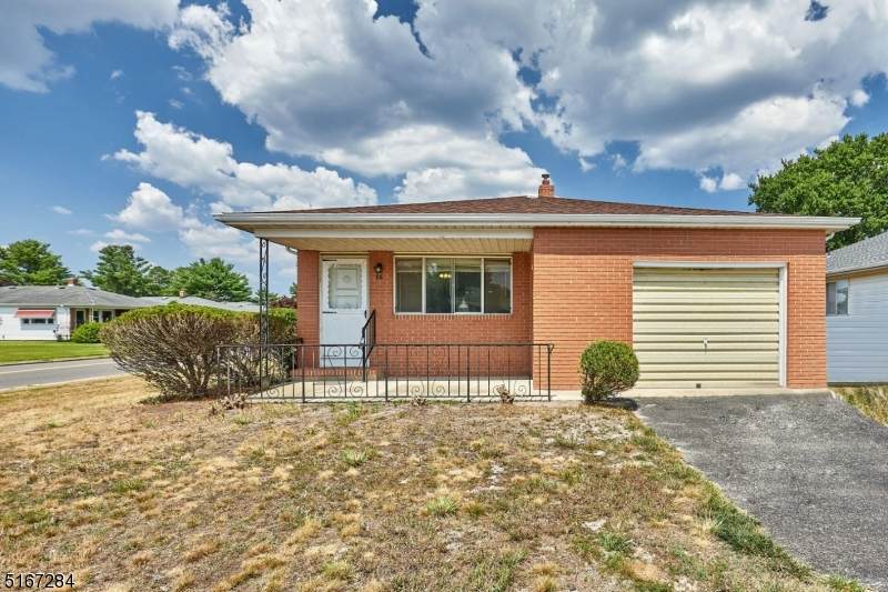 86 Bonaire Dr - Photo 1