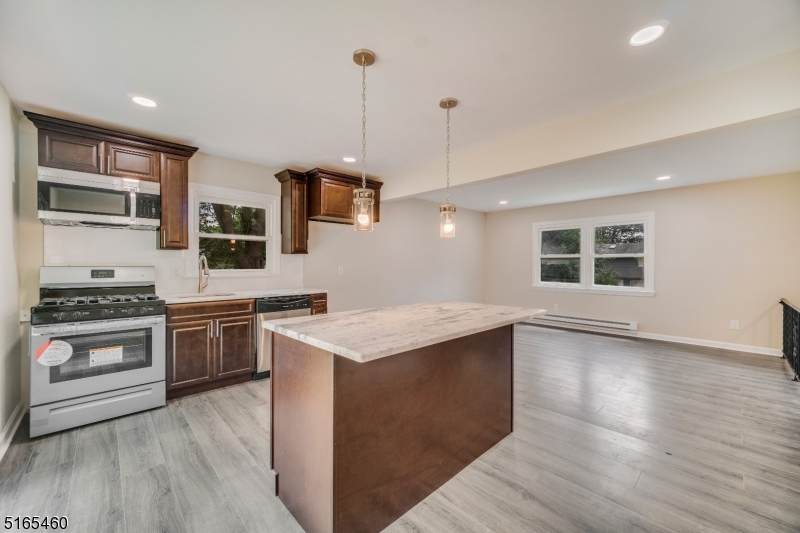 35 Zinnia Dr - Photo 1