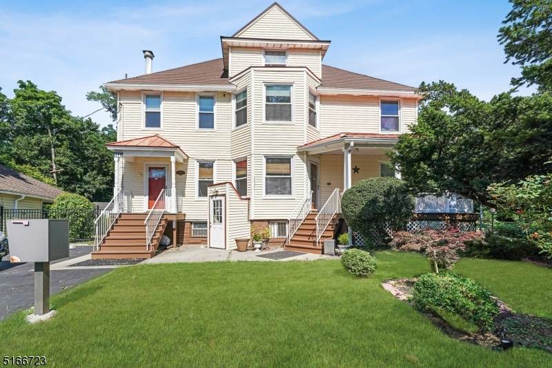 2 Llewellyn Pl/118 Main St - Photo 1