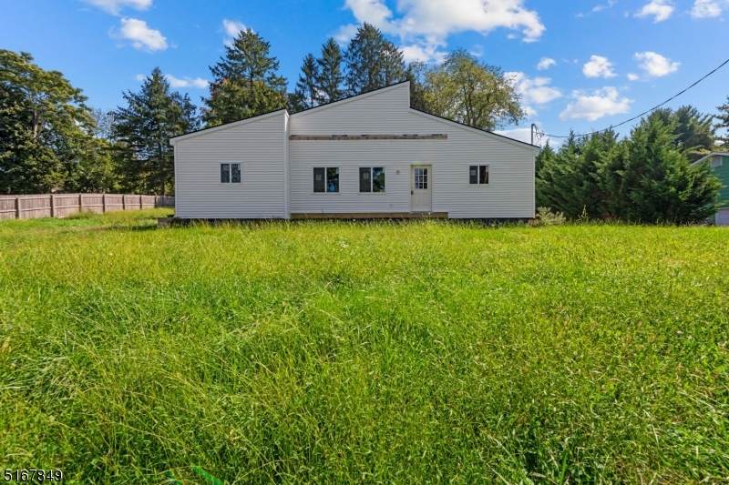 9 Davis Ter - Photo 1