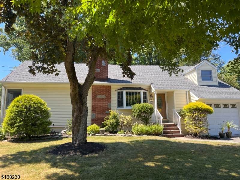 100 Meadow Rd - Photo 1