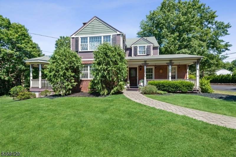 241 E Chestnut Ave - Photo 1