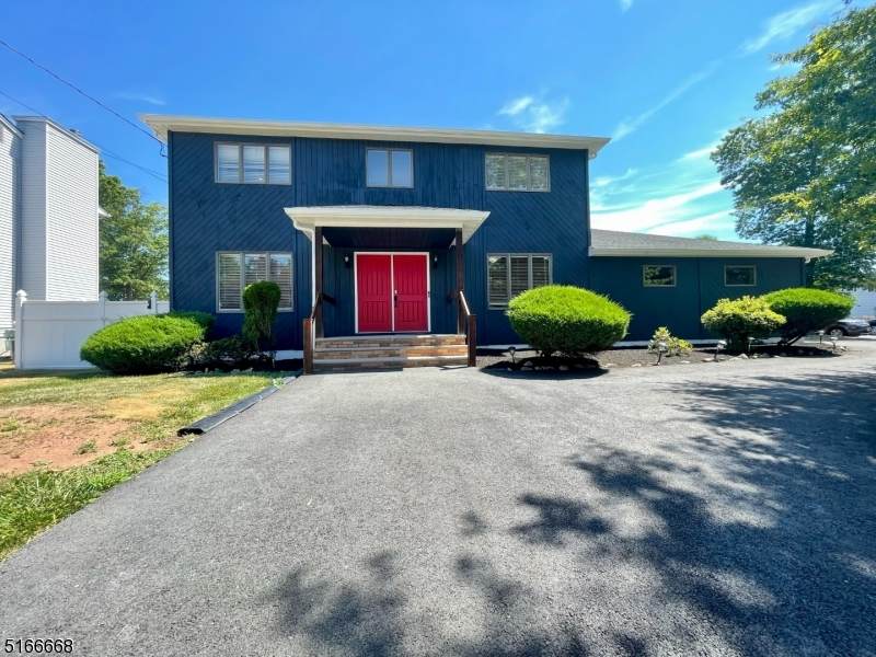 133 Mountain Ave - Photo 1