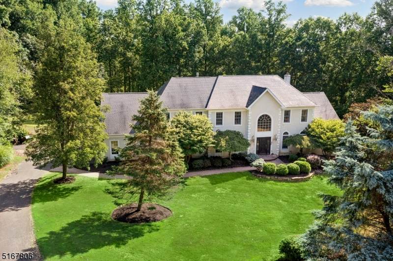 5 Luce Ct - Photo 1