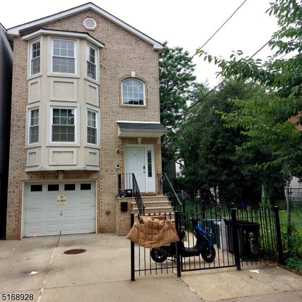 423 S 18Th St - Photo 1