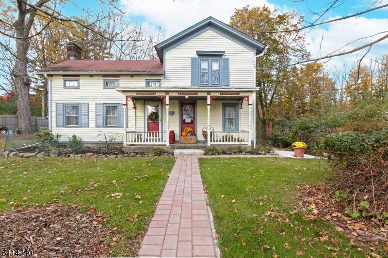 112 Flocktown Rd - Photo 1