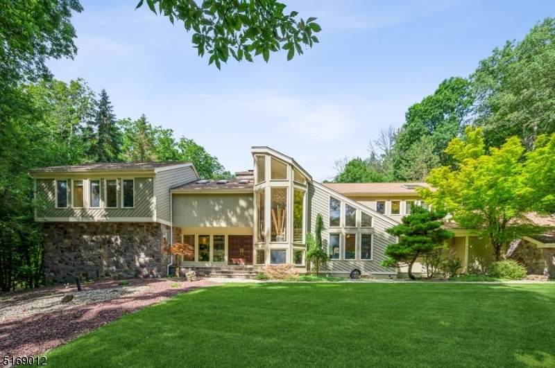 37 Cherokee Ct - Photo 1
