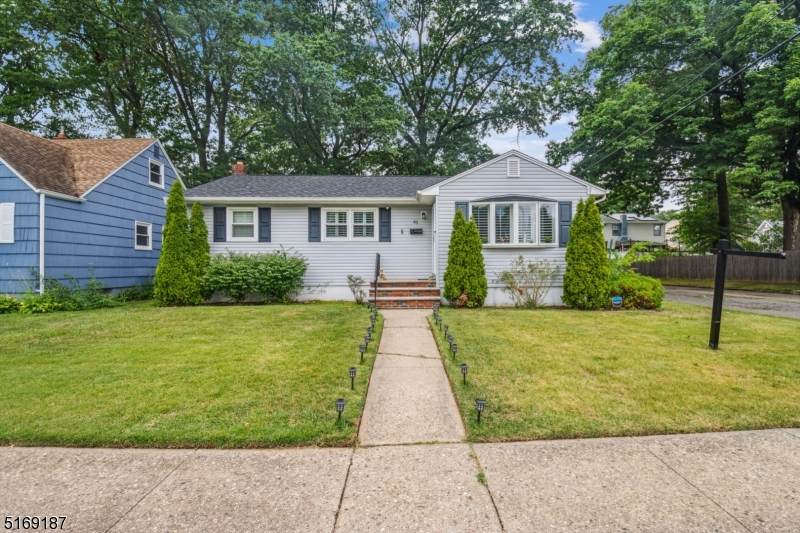 45 W Park Ave - Photo 1