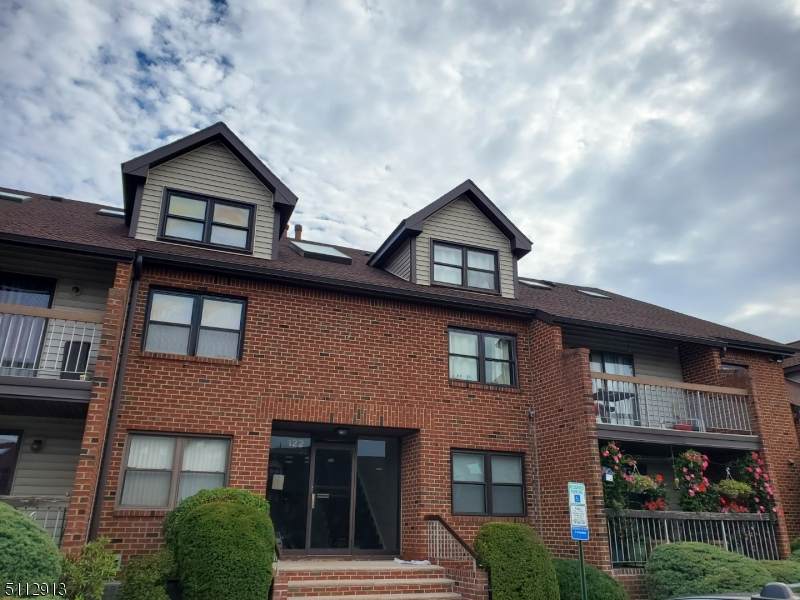 122 Beverly Hill Ter - Photo 1