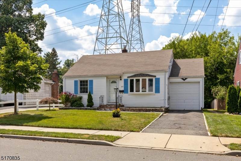 147 Knollwood Ter - Photo 1