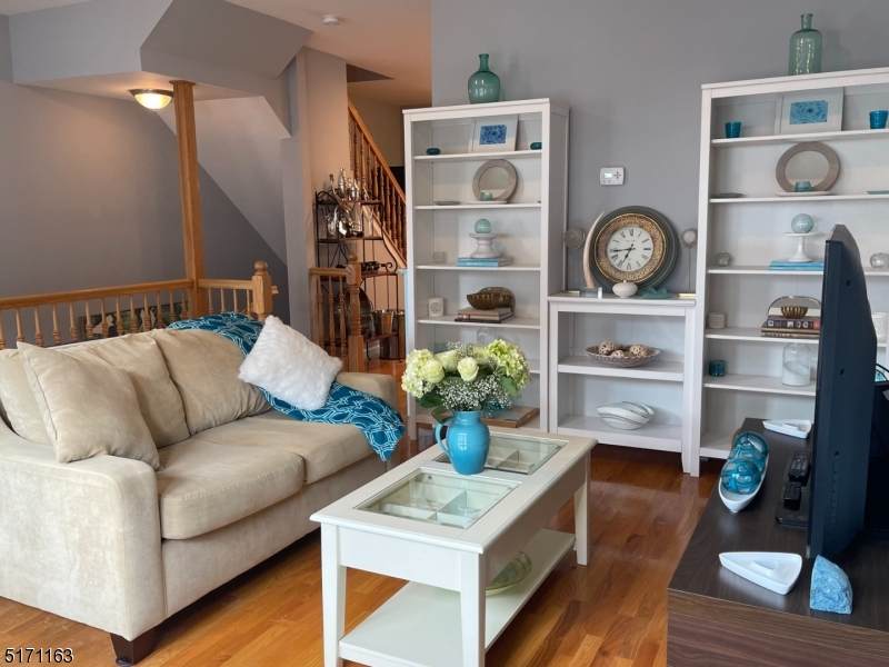 43 Bridge St - Photo 1