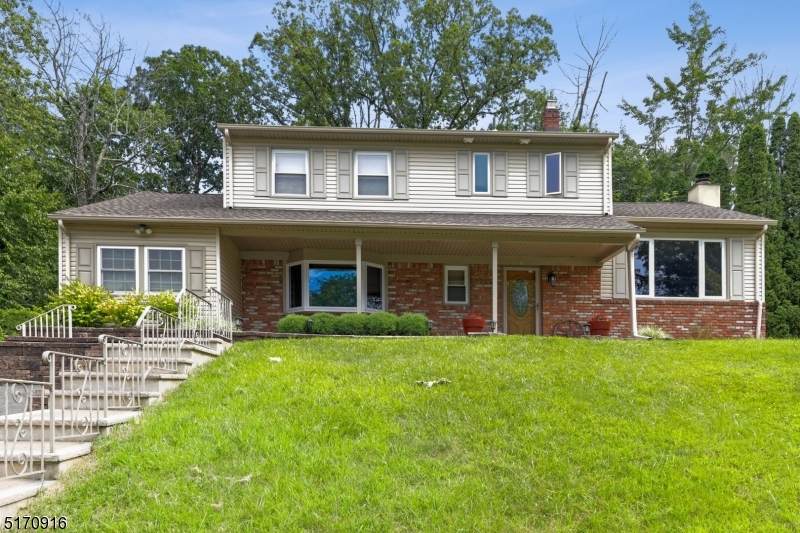 6 Miller Ave - Photo 1