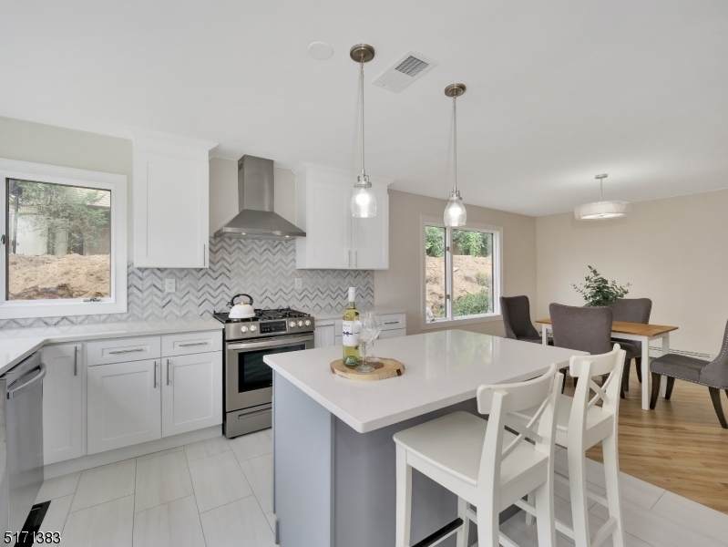 237 Myrtle Ave - Photo 1