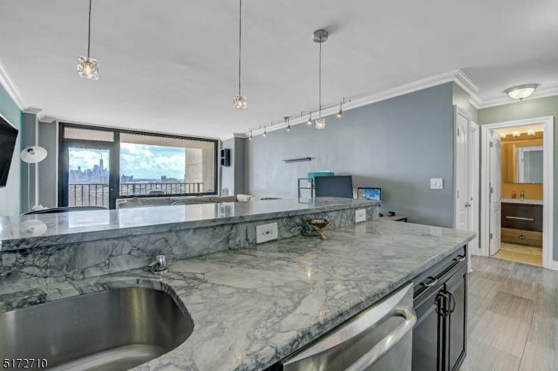 380 Mountain Rd - Photo 1