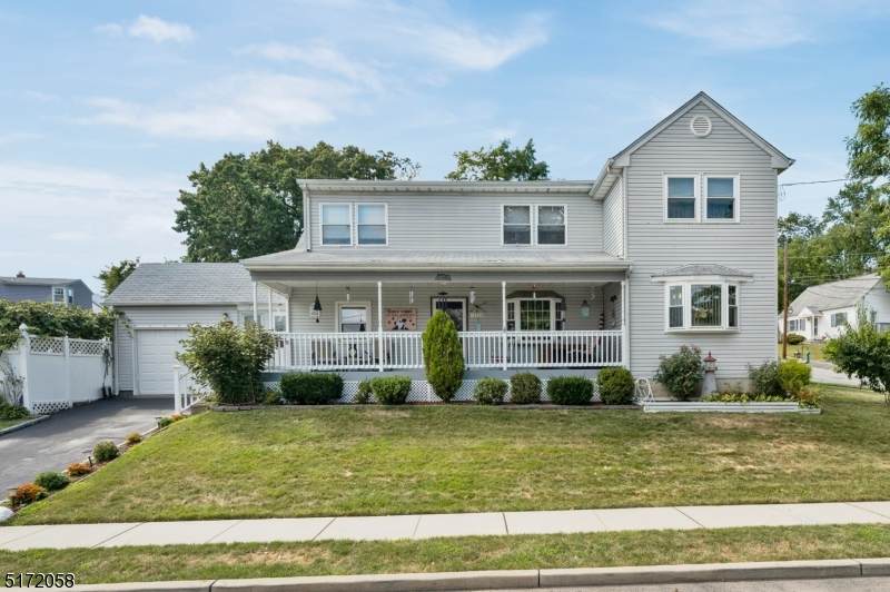 109 Harrington Rd - Photo 1