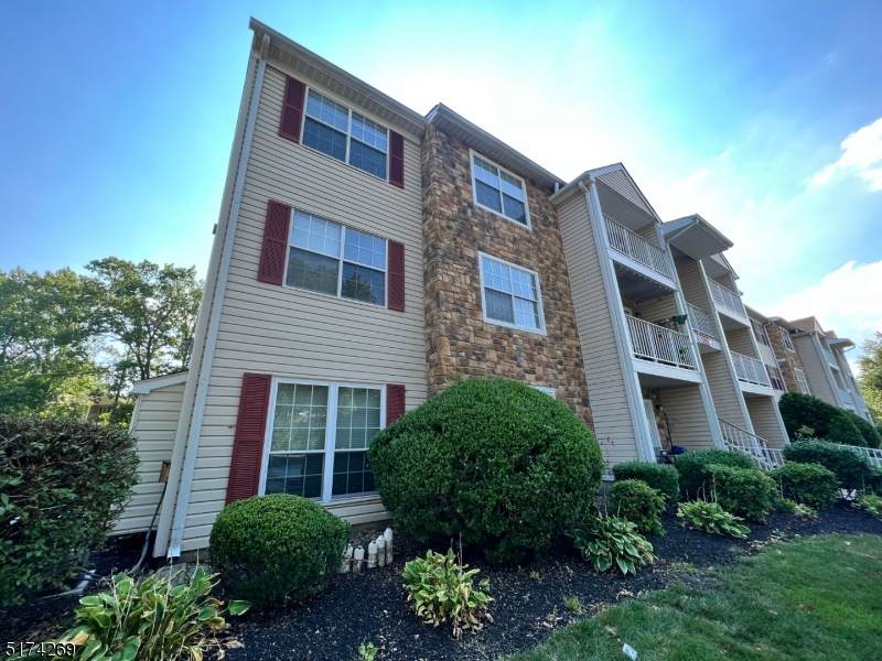 22 Willow Ct - Photo 1