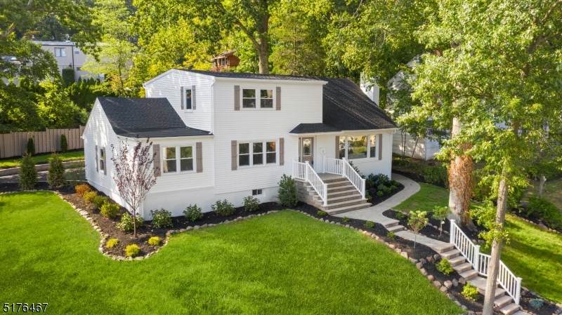 2 N Koewing Pl - Photo 1