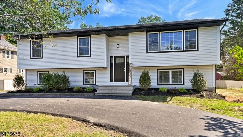 109 Comly Rd - Photo 1