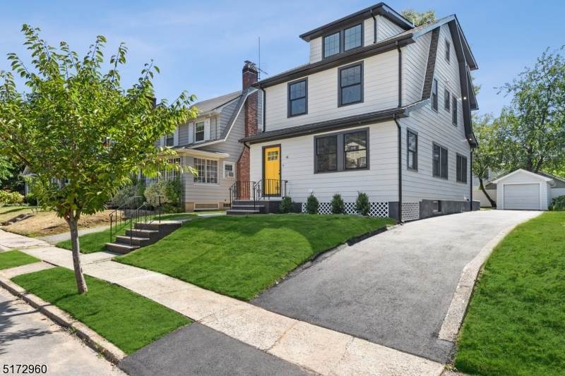 61 Willow St - Photo 1
