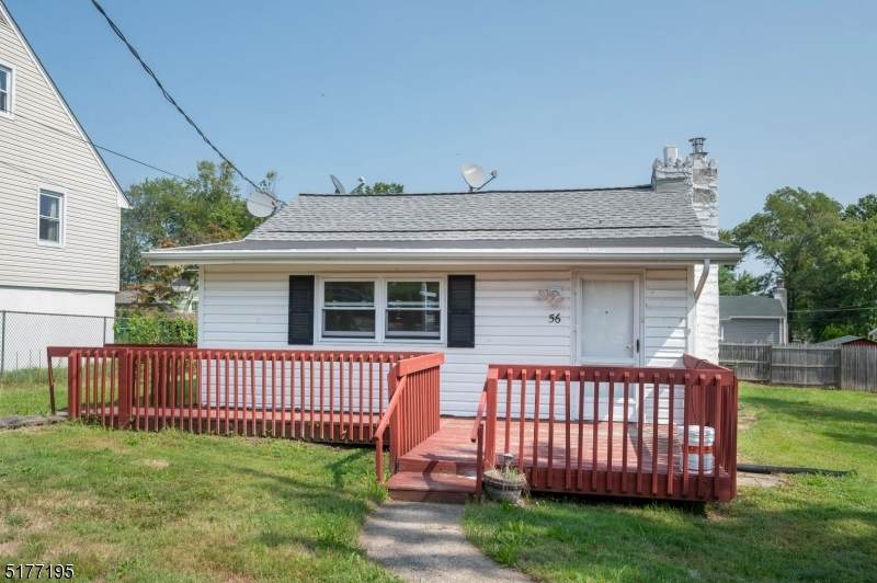56 Calumet Ave - Photo 1