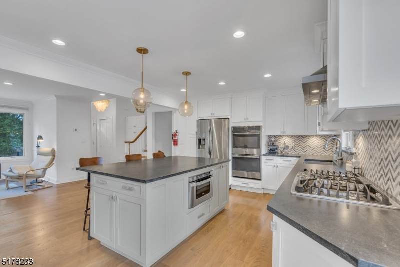 36 Wychwood Road - Photo 1