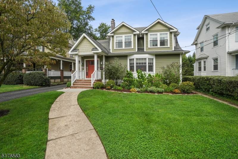 430 Everson Pl - Photo 1