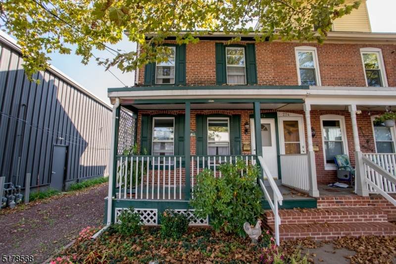 276 N Union St - Photo 1