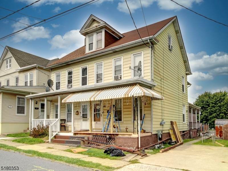 89 Summit Ave - Photo 1