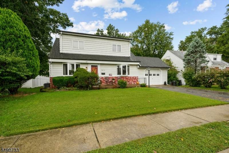 51 South Dr - Photo 1