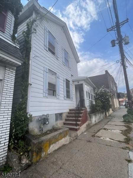 475 Haledon Ave - Photo 1