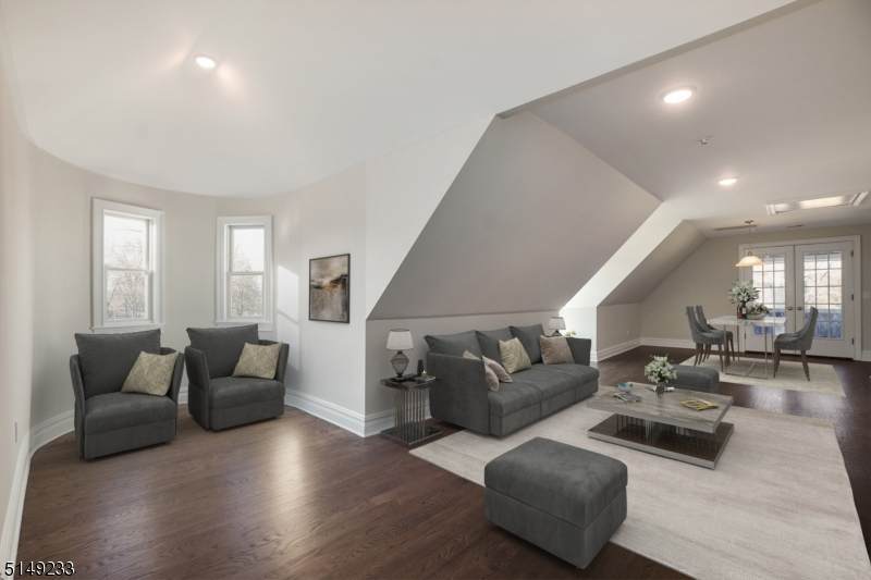 174 Main St - Photo 1