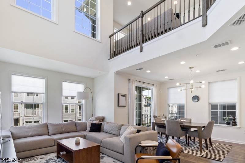 113 Sequoia Dr - Photo 1