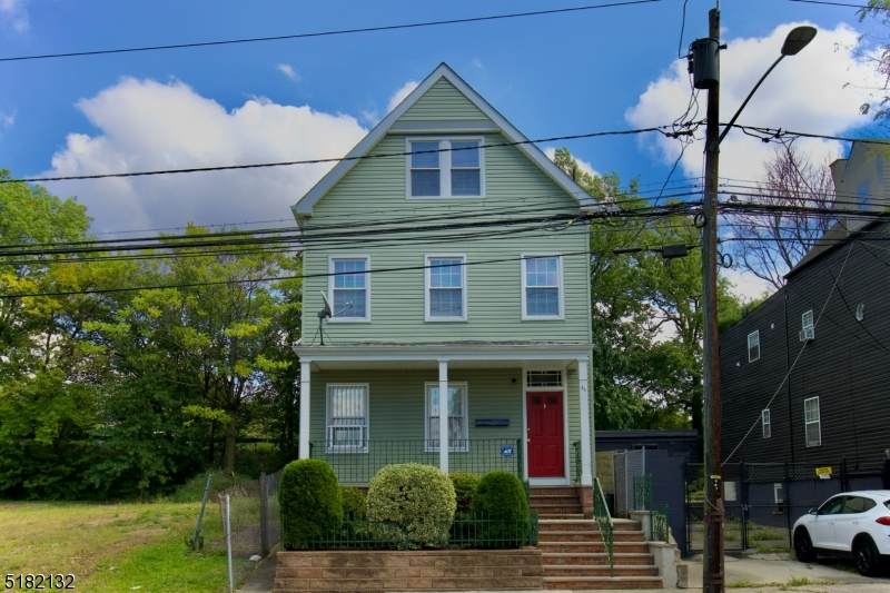 86 S Devine St - Photo 1