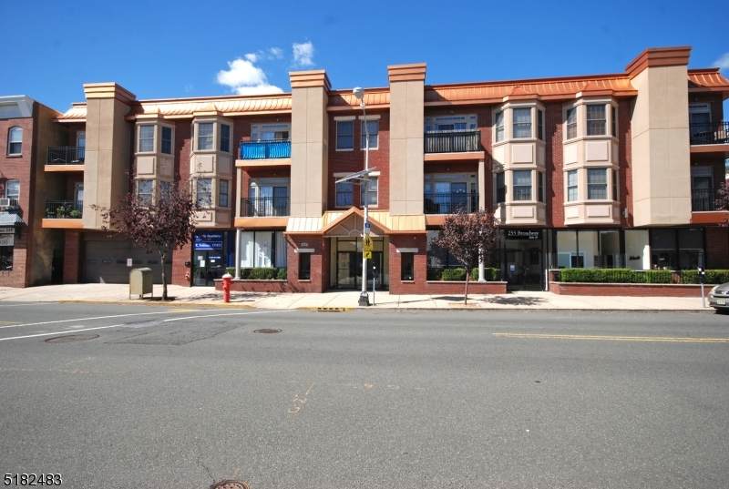 255 Broadway - Photo 1